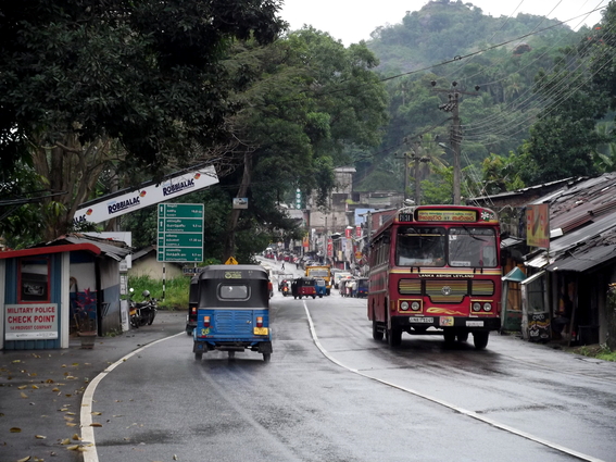 03_nach_Kandy_sri_lanka