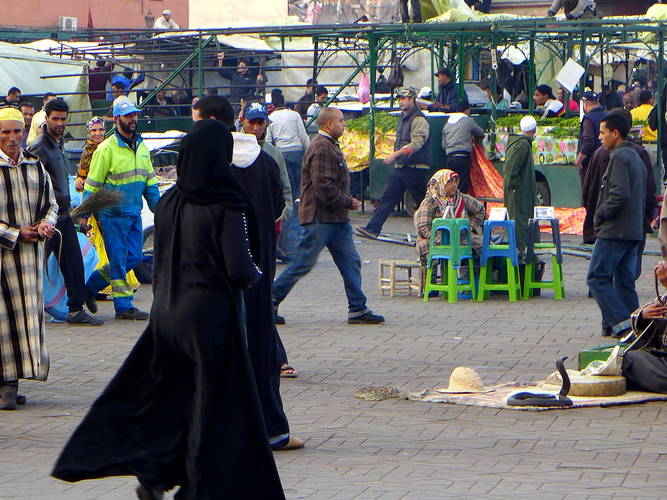 Marrakesch Jemaa el-Fnaa Schlangenbeschwörer