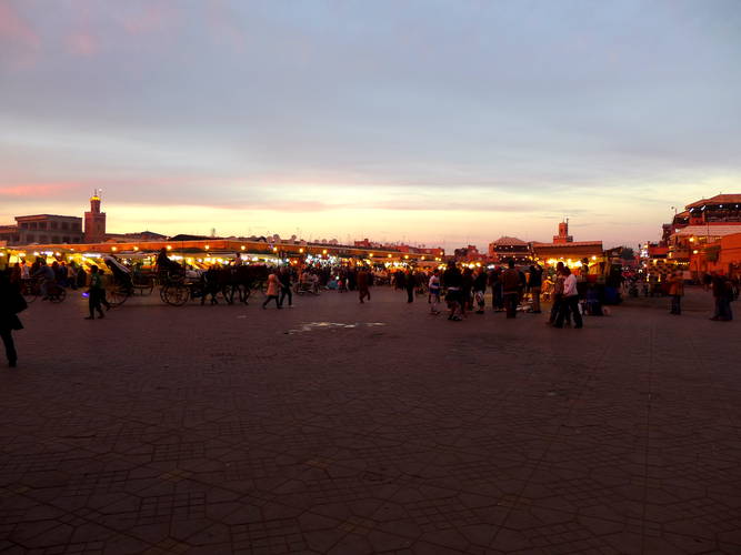Marrakesch Djemaa el Fna Platz für Gaukler