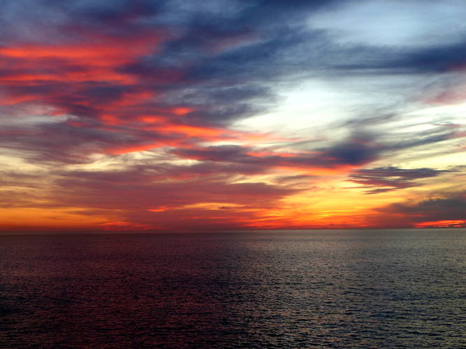 Sonnenuntergang über dem Meer