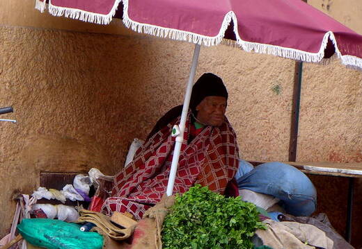 Souks von Marrakesch Gemüsestand