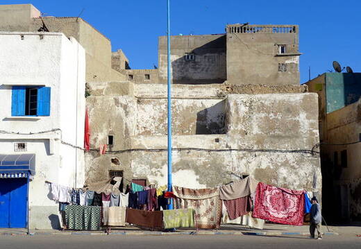 Trocknung Teppiche Straße