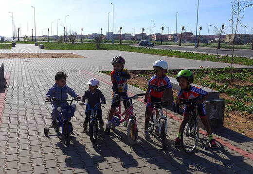 Kinder beim Radsport