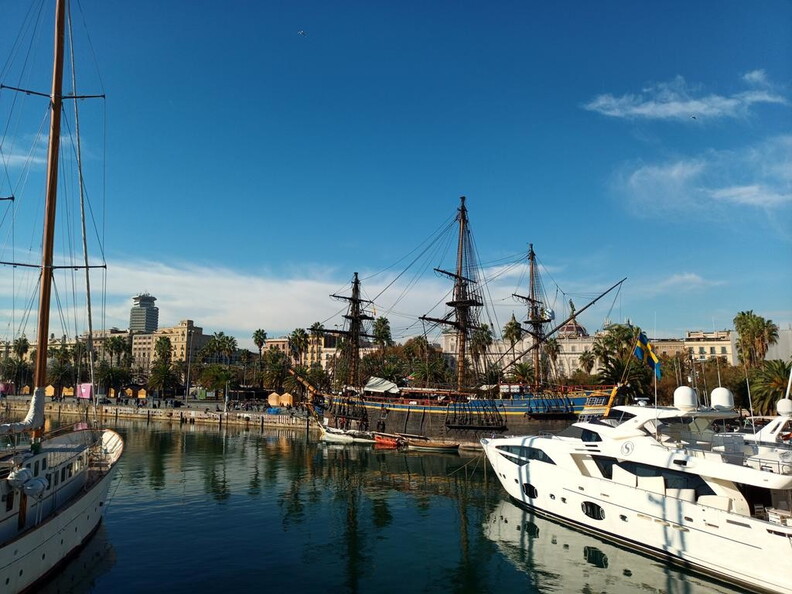 Yachthafen Barcelona
      