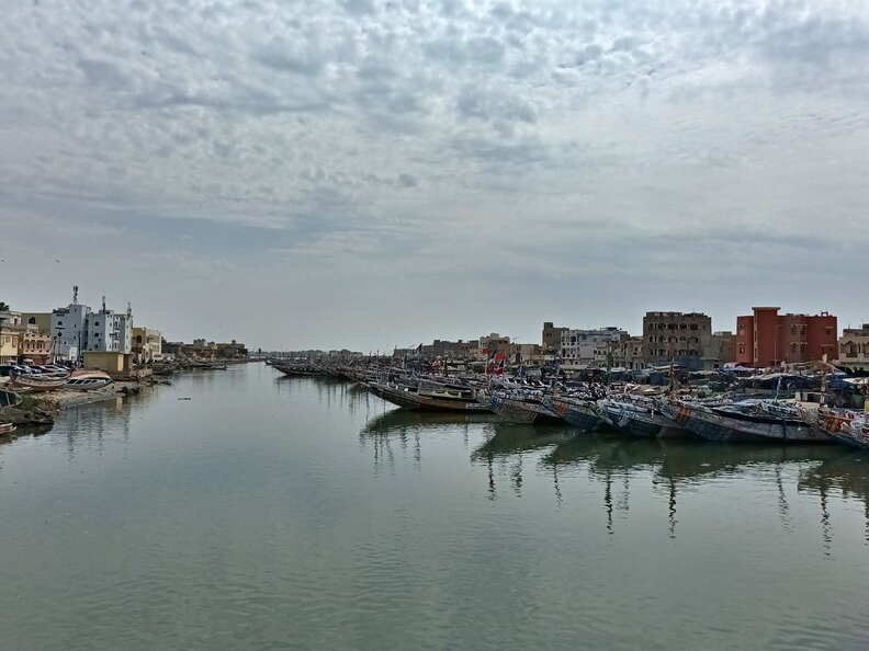 senegal st.louis pirogen
      