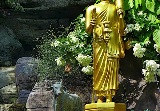 Thailand Bangkok Buddha Garten Stehend