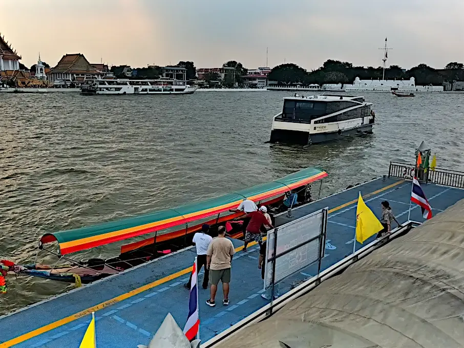 Thailand Bangkok Fluss Anleger