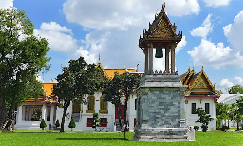 Thailand Bangkok Tempel Glocke2
      