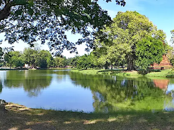 Thailand Ayutthaya Geschichtspark See Panorama