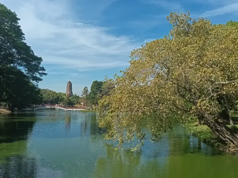 Thailand Ayutthaya Geschichtspark Wat See