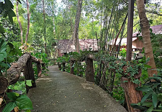 Thailand Isaan Unterkunft Huetten