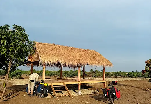 Kambodscha Landstrasse Pause