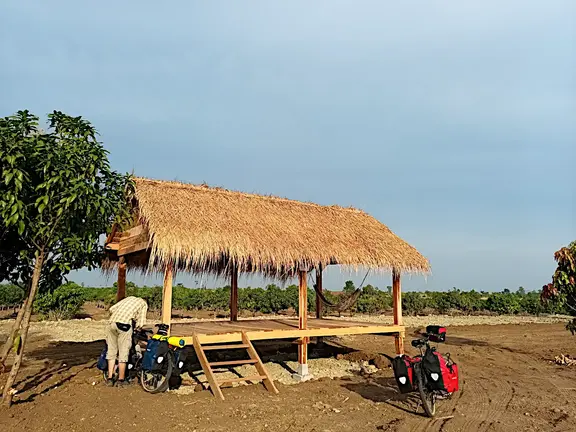 Kambodscha Landstrasse Pause