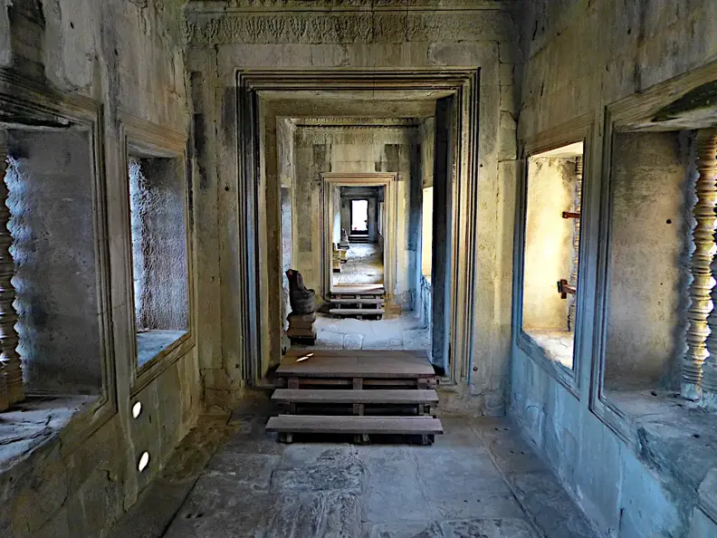 Kambodscha Angkor Tempel AngkorWat Durchgang