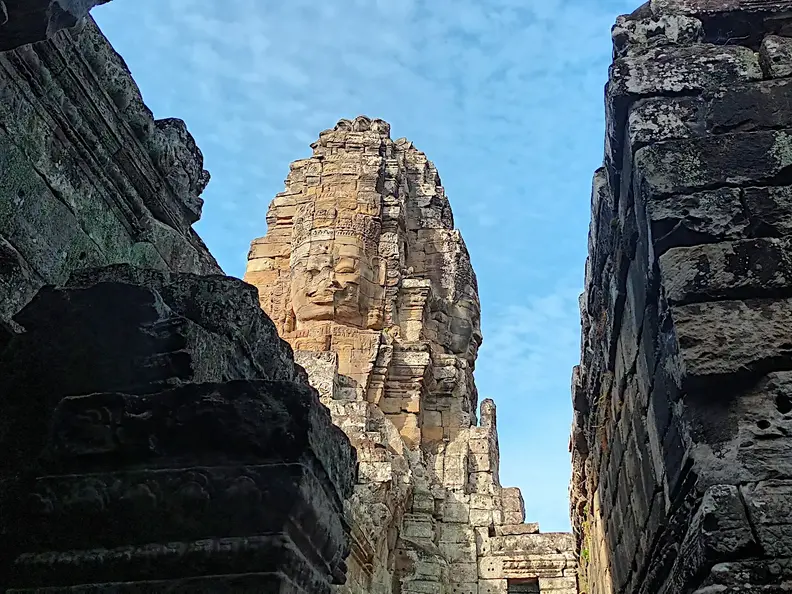 Kambodscha Angkor Tempel Bayon Turm
      