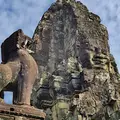Kambodscha Angkor Tempel Bayon Turm Loewe