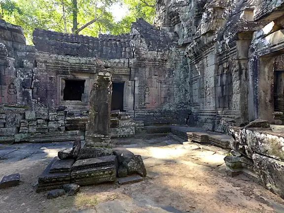 Kambodscha Angkor Tempel Klein Innenhof