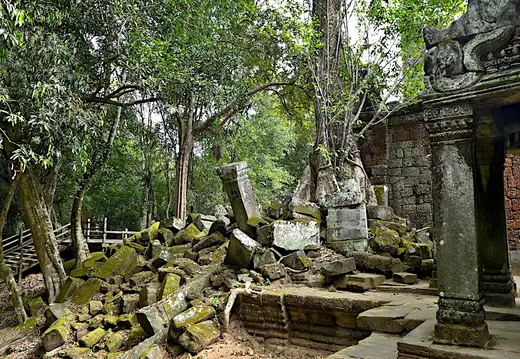 Kambodscha Angkor Tempel Mauer Ruine
