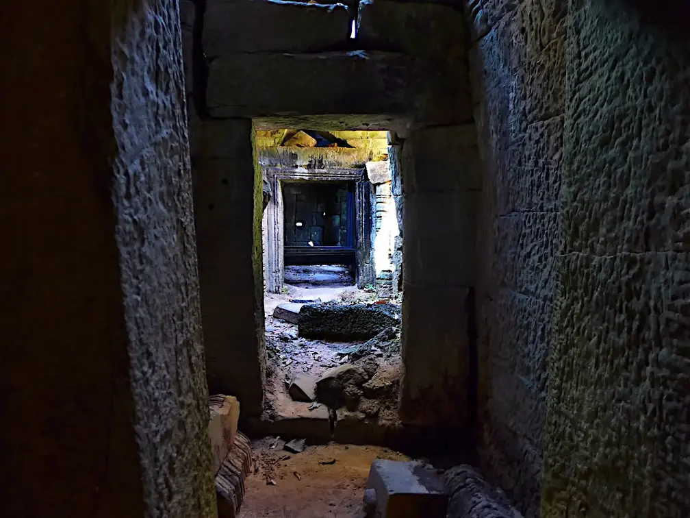 Kambodscha Angkor Tempel Ruine Gang Dunkel
