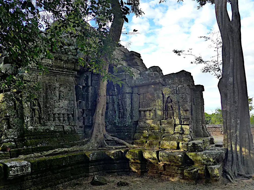 Kambodscha Angkor Tempel Suedoestlich Prasat