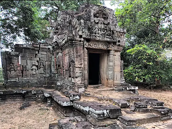 Kambodscha Angkor Tempel Suedwestlich Prasat
