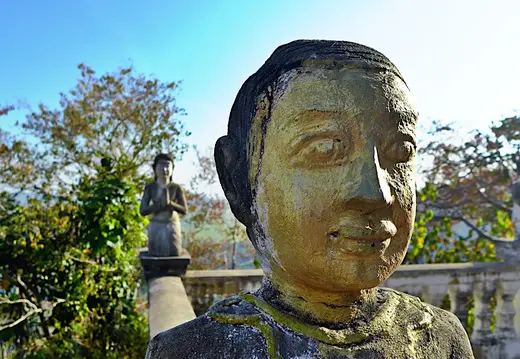 Kambodscha Phnom Sampow Tempel Skulpturen