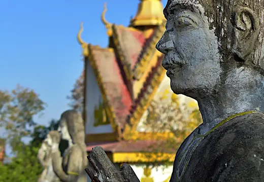 Kambodscha Phnom Sampow Tempel Skulpturen2