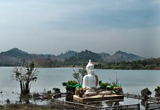 Thailand Provinz Trat See Buddha