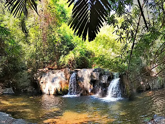 Thailand Provinz Chanthaburi Wasserfall Panorama