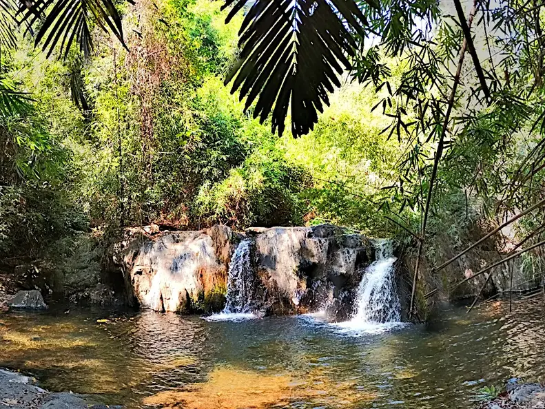 Thailand Provinz Chanthaburi Wasserfall Panorama